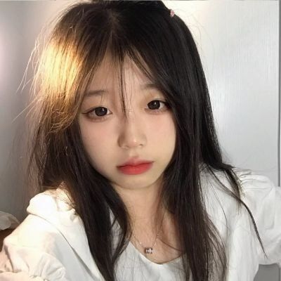 ins微信女头图他年纪大 图他不洗澡 图他三室一厅可以跑(图19)