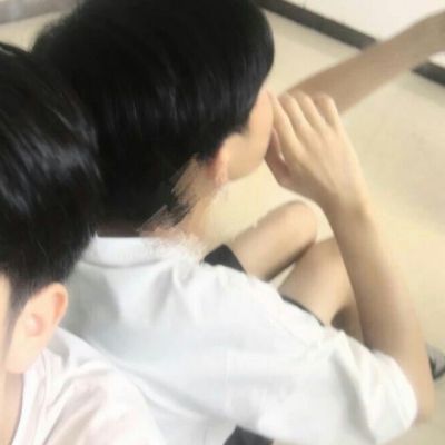 ins小清新文艺范男头总会相逢的就像山川河流就像万河归海(图1)