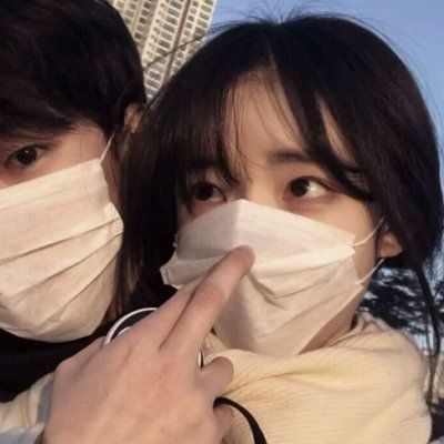 “你眼中有春与秋，胜过我见过，爱过的一切山川与河流。”(图3)