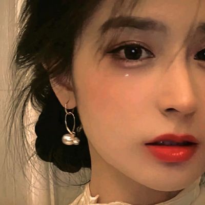 “世俗赞美爱情，但世俗又不承认爱情” ＂温柔女头(图10)