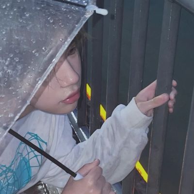 桉/封面自拍.礼貌拿(图2)