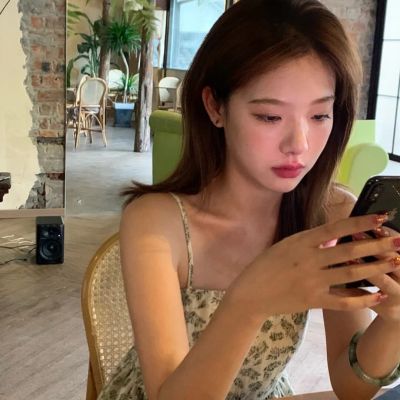 ins微信女头图他年纪大 图他不洗澡 图他三室一厅可以跑(图9)