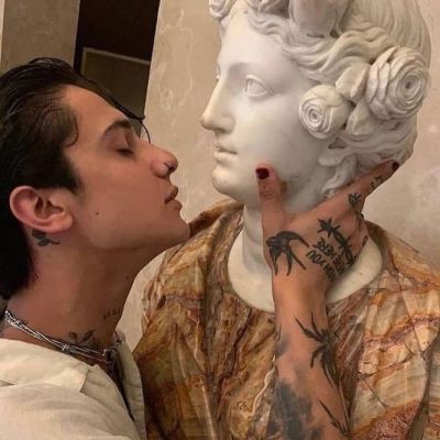 别打听我是什么人 没坏到你身上我就是好人 欧美头像(图4)