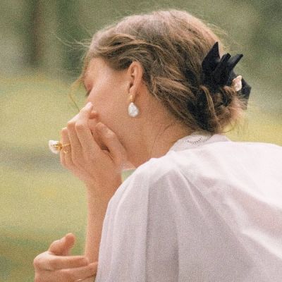 又欲又撩的高级质感头像 这世上的与恶永不会消失(图9)