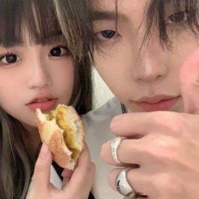 ins真人恩爱情头你是我枕边的书字字珍贵句句入心(图8)