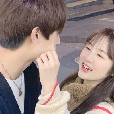 ins真人恩爱情头你是我枕边的书字字珍贵句句入心(图3)