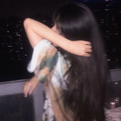 星星应该哈哈大笑，反正宇宙是个偏僻的地方。(图2)