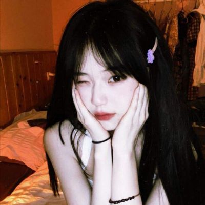 星星应该哈哈大笑，反正宇宙是个偏僻的地方。(图1)