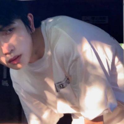 剑未佩妥，出门已是江湖：千帆过尽，归来仍是少年(图1)