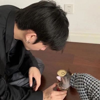 ins小清新文艺范男头一直很尊重奶茶 没去冰 没少糖 没少喝(图5)