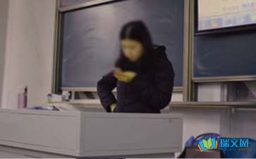 有关班主任作文三篇