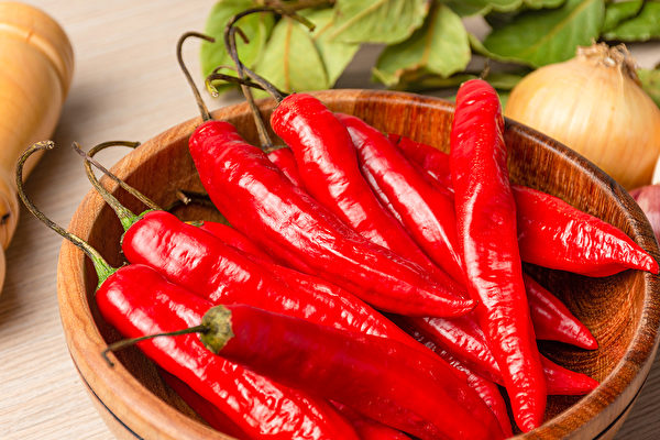小小辣椒，不但开胃，还有保健功效。(Shutterstock)
