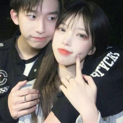 ins真人恩爱情头脸皮怎么那么厚让猪皮情何以勘(图1)