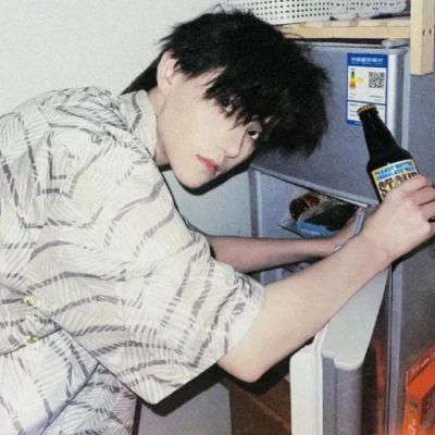 耳机入耳的时刻就是逃离人群的时刻(图6)