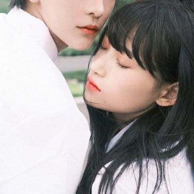 意境唯美情头 等夕阳掉进了海里，我就背上你，去寻摸一池的星星。(图6)