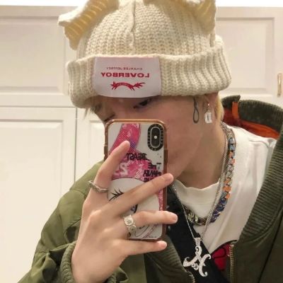 皮:高冷范男生头像［爱苒］(图3)