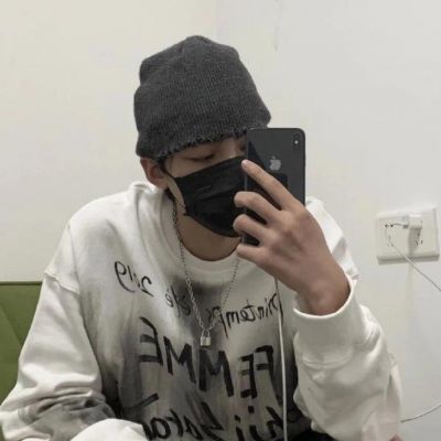 转头的那一瞬 撞上了你的眼神(图3)