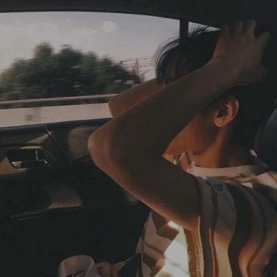 皮:高冷范男生头像［爱苒］(图7)