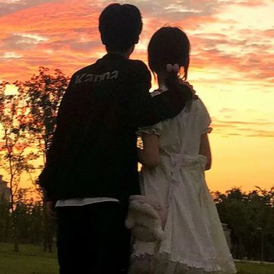 我还是喜欢你，像小时候吃辣条，不看日期(图2)