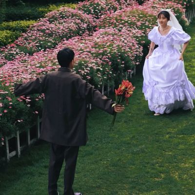 浪漫意境情头 近水楼台先得月，你要努力(图1)