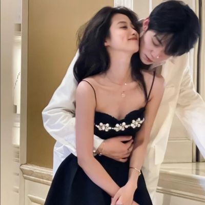 ins真人恩爱情头白天喜欢太阳 晚上喜欢月亮 我永远喜欢你(图5)