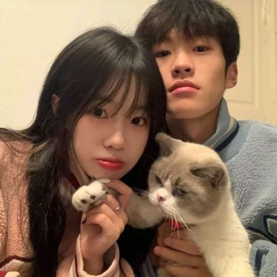 情侣头像     如果你愿意 我的小肩膀永远给你靠(图1)