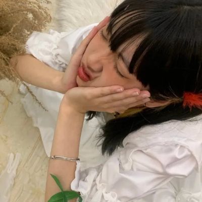 氛围感女生「“风起风落，吹过这个过野的青春”」(图10)