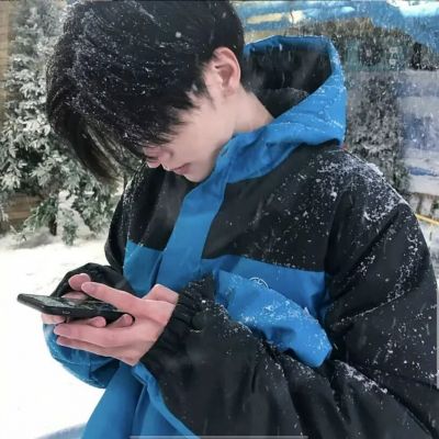 酥酥/男头“你现在在哪里，想着谁，爱着谁，在等谁。” 还有我很爱你(图2)