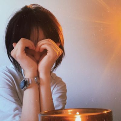 女头＼好像大家都去恋爱了，剩我一个人独立建立社会主义。(图8)