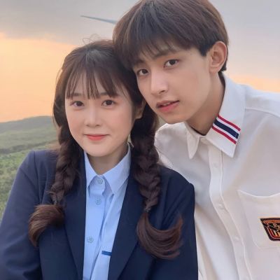 ins真人恩爱情头让我们红尘作伴吃的白白胖胖(图1)