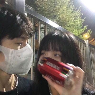 情侣头像「“你是我漫长人生里的无可替代”」(图4)