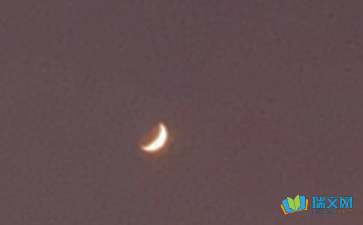 描写月亮的好词好句8篇