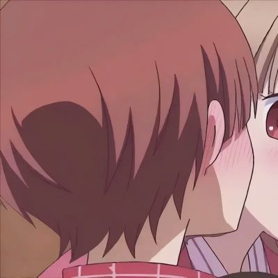 皮:动漫情侣头像［爱苒］(图1)