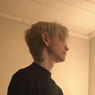 ins男生头像超酷高冷成熟(图12)