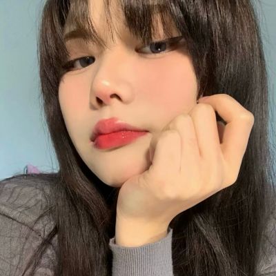 ins气质魅力女生头像(图5)