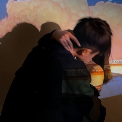 情侣头像ins/分享欲是靠回应持续的(图6)