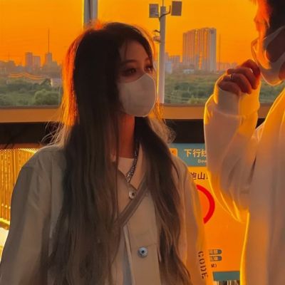 情侣头像意境ins一对两张恩爱(图5)