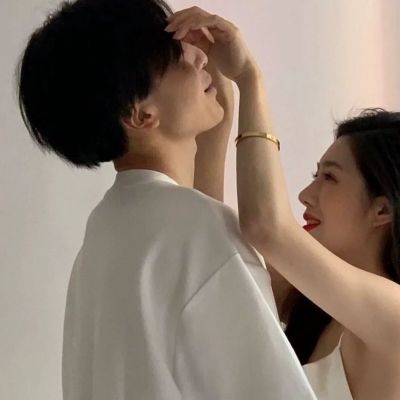 ins情侣头像恩爱一对两张(图3)