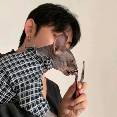 只是我刚好递外套，只是你刚好想拥抱.(图6)