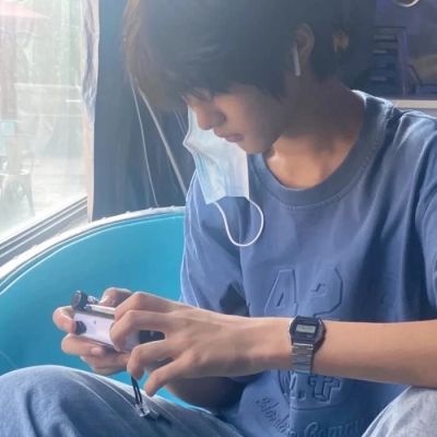 ins小清新文艺范男头小伙子真不错年纪轻轻的就这么年轻了(图13)