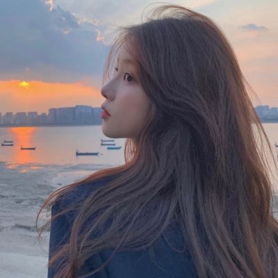 ins女生头像/喜欢胜过所有道理，原则抵不过我乐意(图3)