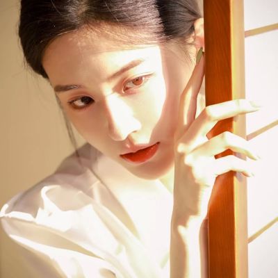 小众氛围感女头★天空蔚蓝蔚蓝的，就像我对你的心，永远都看不透(图8)