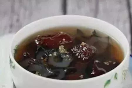 买了海参不知道怎么做？最全面的干海参泡发方法，一看就会了