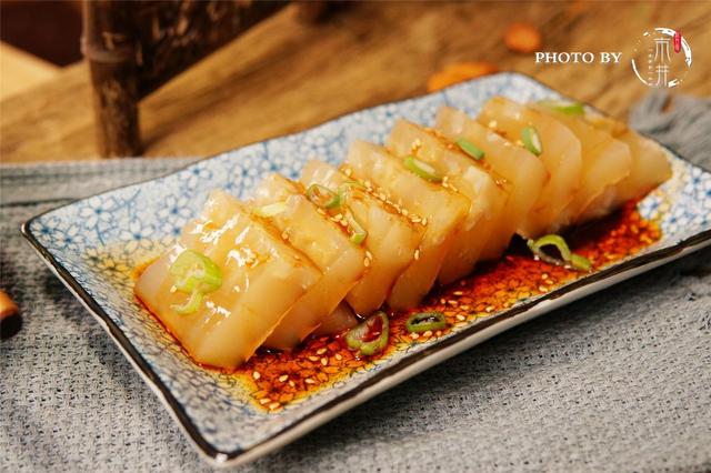 年夜饭做什么，按照这份菜单做，12道菜肴“荤素凉热”全配好了