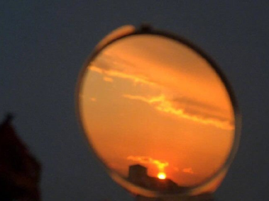 非常浪漫的朋友圈说说：耐心听我讲完废话的人真温柔(图7)