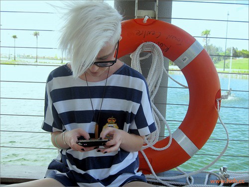 我想要的很简单 但你永远买不起