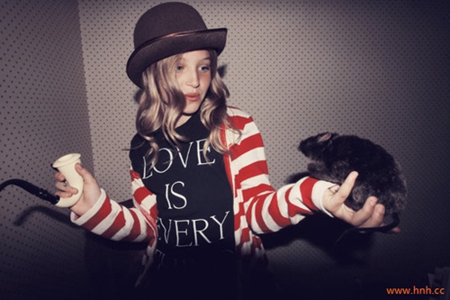 拿出勇气支撑身体 拿出品格站稳 拿出勇气支撑身体 拿出品格站稳