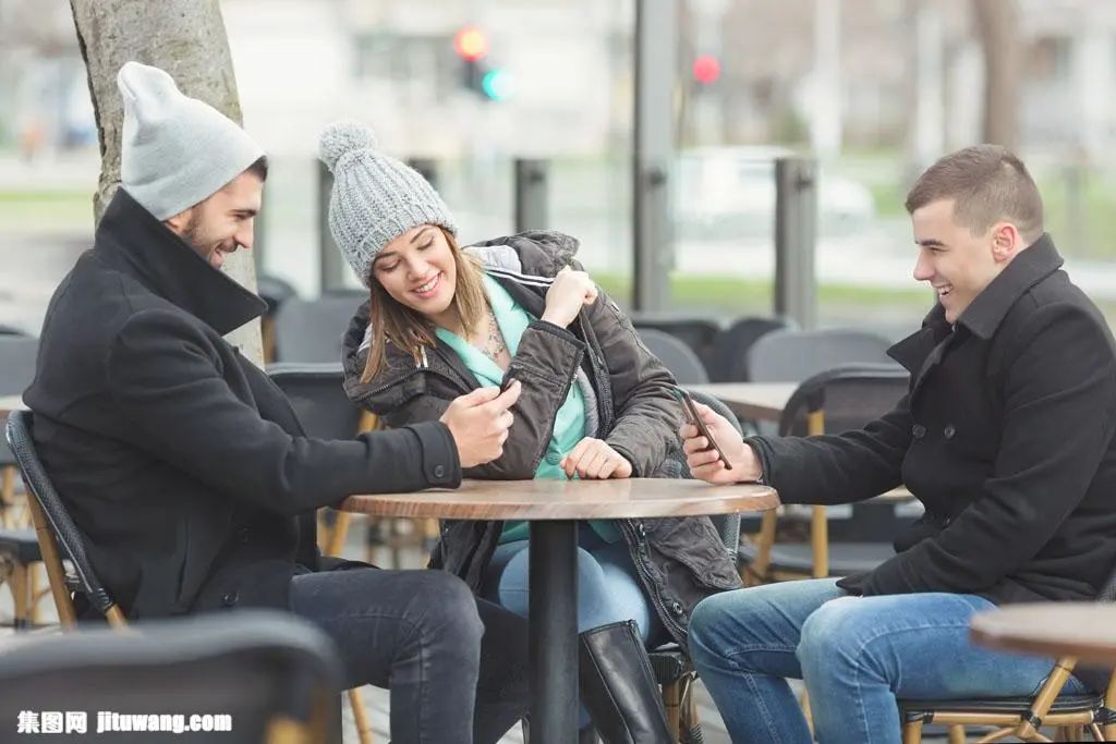 论文致谢千万注意这几点(附好词好句模板)(图4) 图片