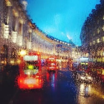 心情难过的句子 表示心情难过的句子(图4) 图片