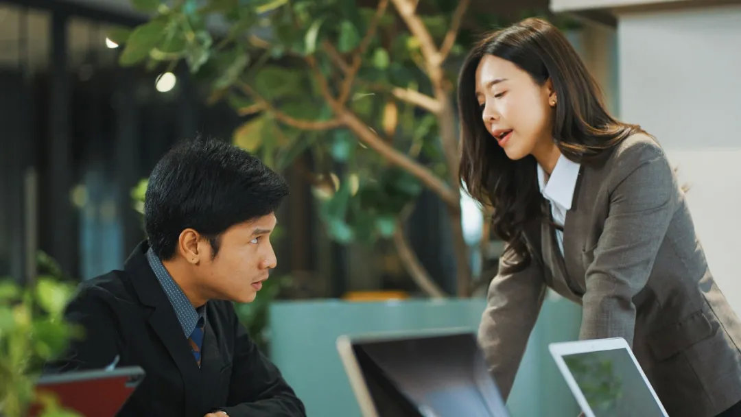 在职场中，千万不要说“我以为XX”| 同读一本书